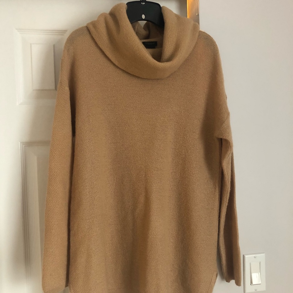 Classy caramel color sweater🥰